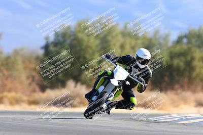 media/Jan-08-2022-SoCal Trackdays (Sat) [[1ec2777125]]/Turn 7 (1035am)/